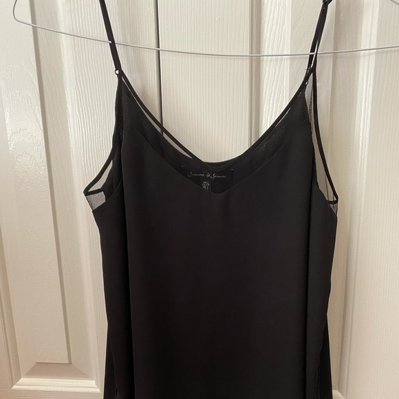 Jasmine and Juliana Small black tank top with mesh v neck and adjustable straps - Picture 2 of 6